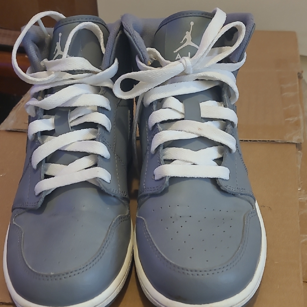 Jordan Kids Sneakers - Gray and White